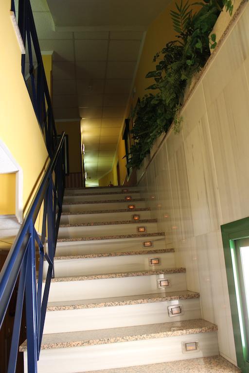 Hostal Prickly Villacanas Екстер'єр фото